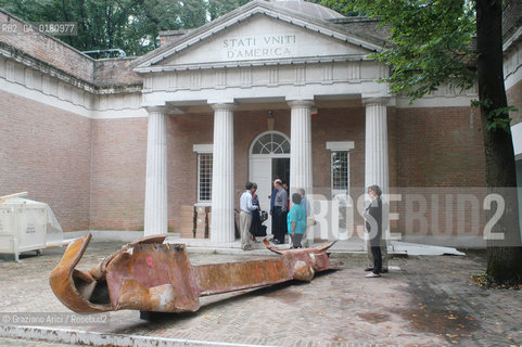 NEXT  VENICE BIENNALE 8. INTERNATIONAL ARCHITECTURE EXHIBITION - USA:  THE WORLD TRADE CENTER - PAST, PRESENT AND FUTURE - ©Graziano Arici/Rosebud2 - ARCHITETTURA