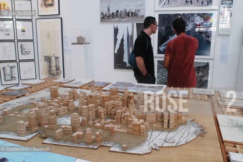 NEXT  VENICE BIENNALE 8. INTERNATIONAL ARCHITECTURE EXHIBITION - USA:  THE WORLD TRADE CENTER - PAST, PRESENT AND FUTURE - ©Graziano Arici/Rosebud2 - ARCHITETTURA