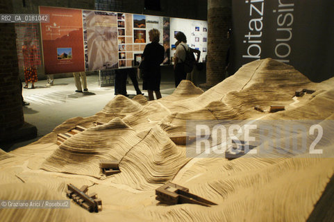 NEXT  VENICE BIENNALE 8. INTERNATIONAL ARCHITECTURE EXHIBITION - CORDERIE : GREAT WALL COMMUNE   - ©Graziano Arici/Rosebud2 - ARCHITETTURA