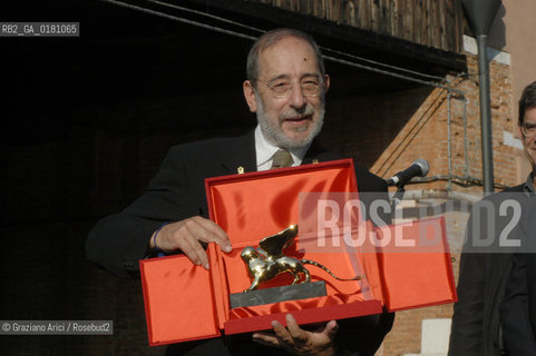 NEXT  VENICE BIENNALE 8. INTERNATIONAL ARCHITECTURE EXHIBITION -  THE GOLDEN LION FOR THE BEST PROJECT TO ALVARO SIZA VIEIRA - ©Graziano Arici/Rosebud2 - ARCHITETTURA  / ARCHITETTO