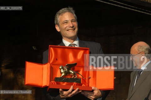 NEXT  VENICE BIENNALE 8. INTERNATIONAL ARCHITECTURE EXHIBITION -   THE GOLDEN LION FOR THE BEST FOREIGN PAVILLON TO AARON BETSKY FOR THE DUTCH PAVILLON - ©Graziano Arici/Rosebud2 -  ARCHITETTURA / ARCHITETTO