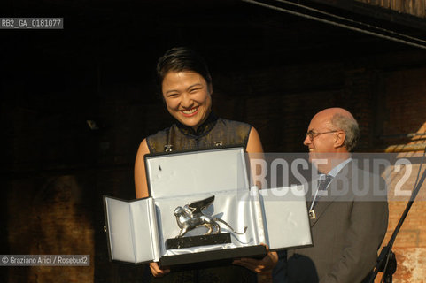 NEXT  VENICE BIENNALE 8. INTERNATIONAL ARCHITECTURE EXHIBITION -  THE SILVER LION FOR INDIVIDUAL PATRON OF ARCHITECTURAL WORKS TO ZHANG XIN - ©Graziano Arici/Rosebud2 -  ARCHITETTURA / ARCHITETTO