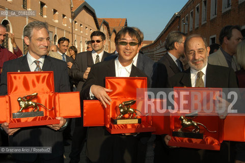 NEXT  VENICE BIENNALE 8. INTERNATIONAL ARCHITECTURE EXHIBITION -  THE GOLDEN LIONS AARON BETSKY,  TOYO ITO AND ALVARO SIZA VIEIRA - ©Graziano Arici/Rosebud2 -  ARCHITETTURA / ARCHITETTO