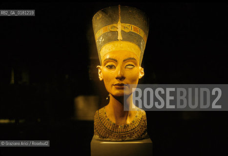 (GERMANIA) BERLINO 1984 :MUSEO EGIZIO - BUSTO DELLA REGINA NEFERTITI    - ©Graziano Arici/Rosebud2 / GEO