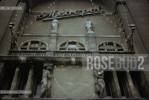 (GERMANIA) BERLINO 1984 : IL CINEMA METROPOL IN NOLLENDORFPLATZ    - ©Graziano Arici/Rosebud2 / GEO