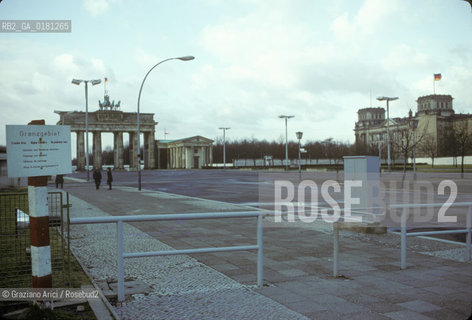 (GERMANIA) BERLINO EST 1984 : LA PORTA DI BRANDEBURGO    - ©Graziano Arici/Rosebud2 / GEO