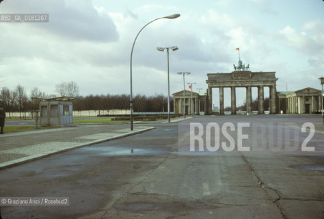 (GERMANIA) BERLINO EST 1984 : LA PORTA DI BRANDEBURGO    - ©Graziano Arici/Rosebud2 / GEO