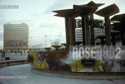 (GERMANIA) BERLINO EST 1984 : ALEXANDERPLATZ    - ©Graziano Arici/Rosebud2 / GEO