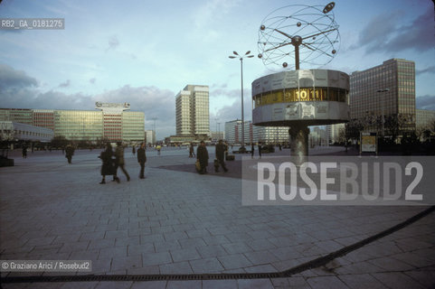 (GERMANIA) BERLINO EST 1984 : ALEXANDERPLATZ    - ©Graziano Arici/Rosebud2 / GEO