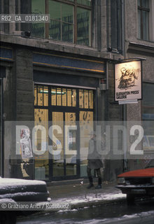 (GERMANIA) BERLINO 1989 : QUARTIERE KREUZBERG : ELEFANTEN PRESS GALERIE  - ©Graziano Arici/Rosebud2 / GEO /