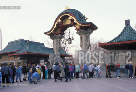 (GERMANIA) BERLINO 1989 :LO ZOO    - ©Graziano Arici/Rosebud2 / GEO
