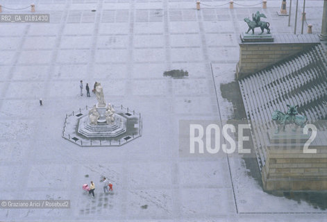 (GERMANIA) BERLINO EST 1989 :AKADEMIE PLATZ    - ©Graziano Arici/Rosebud2 / GEO / NEVE