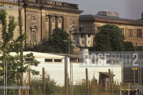 (GERMANIA) BERLINO 1991 :LA ZONA DEL MURO A POTZDAMER PLATZ    - ©Graziano Arici/Rosebud2 / GEO