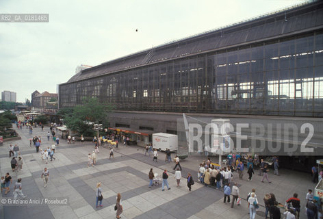 (GERMANIA) BERLINO 1991 : ALEXANDERPLATZ    - ©Graziano Arici/Rosebud2 / GEO