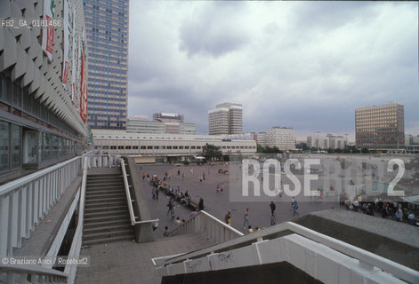 (GERMANIA) BERLINO 1991 : ALEXANDERPLATZ    - ©Graziano Arici/Rosebud2 / GEO