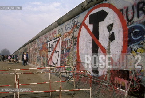 (GERMANIA) BERLINO 1989  :IL MURO  - ©Graziano Arici/Rosebud2 / GEO