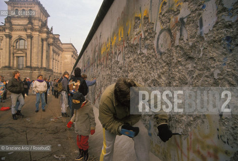 (GERMANIA) BERLINO 12/12/1989  :IL MURO  - ©Graziano Arici/Rosebud2 / GEO / GRAFFITI