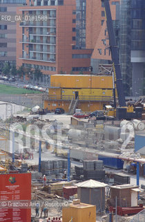 (GERMANIA) BERLINO 1999 : POTZDAMER PLATZ  - ©Graziano Arici/Rosebud2 / GEO / ARCHITETTURA MODERNA / CONTENPORANEA