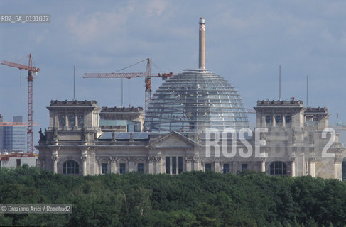 (GERMANIA) BERLINO 1999 : LA CUPOLA DEL REICHSTAG DI NORMAN FOSTER  - ©Graziano Arici/Rosebud2 / GEO / ARCHITETTURA MODERNA / CONTENPORANEA