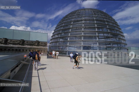 (GERMANIA) BERLINO 1999 : LA CUPOLA DEL REICHSTAG DI NORMAN FOSTER  - ©Graziano Arici/Rosebud2 / GEO / ARCHITETTURA MODERNA / CONTENPORANEA