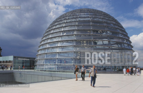 (GERMANIA) BERLINO 1999 : LA CUPOLA DEL REICHSTAG DI NORMAN FOSTER  - ©Graziano Arici/Rosebud2 / GEO / ARCHITETTURA MODERNA / CONTENPORANEA