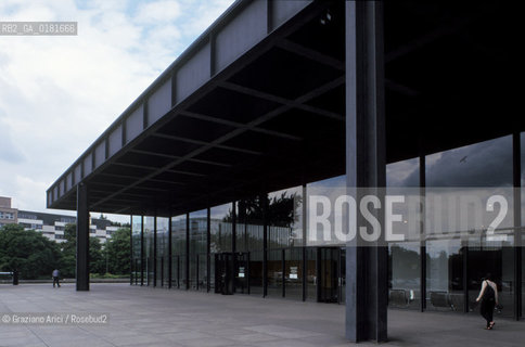 (GERMANIA) BERLINO 1999 : LA NEUE NATIONALGALERIE DI MIES VAN DER ROHE    - ©Graziano Arici/Rosebud2 / GEO / ARCHITETTURA MODERNA / MUSEO