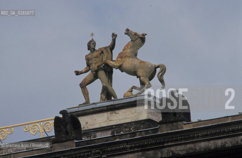 (GERMANIA) BERLINO 1999: MUSEUMINSELN - ALTES MUSEUM  - ©Graziano Arici/Rosebud2 / GEO / ARCHITETTURA / SCHINKEL