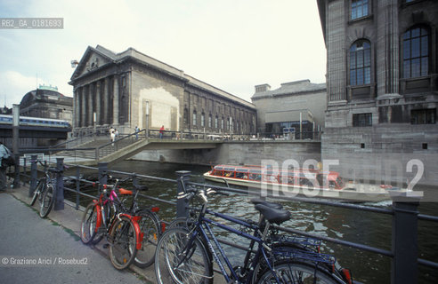(GERMANIA) BERLINO 1999 : IL PERGAMON MUSEUM - LALTARE DI PERGAMO     - ©Graziano Arici/Rosebud2 / GEO