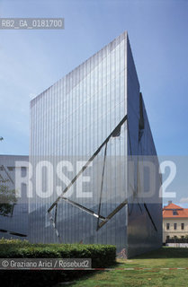 (GERMANIA) BERLINO 1999 : IL MUSEO EBRAICO DI DANIEL  LIBESKIND - ©Graziano Arici/Rosebud2 / GEO / ARCHITETTURA CONTEMPORANEA / EBREI