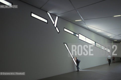 (GERMANIA) BERLINO 1999 : IL MUSEO EBRAICO DI DANIEL  LIBESKIND - ©Graziano Arici/Rosebud2 / GEO / ARCHITETTURA CONTEMPORANEA / EBREI