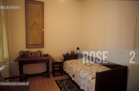 (GERMANIA) BERLINO1991 :BERTOLD BRECHT HAUS - LA CAMERA DA LETTO DI BERTOLD BRECHT - ©Graziano Arici/Rosebud2 / GEO / LETTERATURA