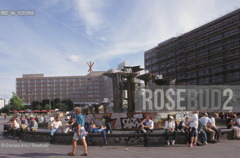 (GERMANIA) BERLINO 1999 : ALEXANDERPLATZ    - ©Graziano Arici/Rosebud2 / GEO
