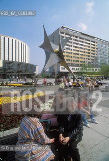 GERMANIA (SASSONIA) DRESDA :  PRAGERSTRASSE  - © 1994 Graziano Arici/Rosebud2 / GEO