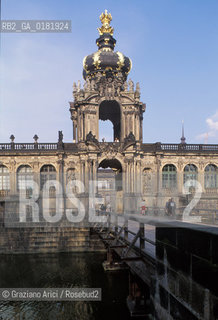 GERMANIA (SASSONIA) DRESDA : LO ZWINGER  - © 1994 Graziano Arici/Rosebud2 / GEO / BAROCCO / PORTA DELLA CORONA