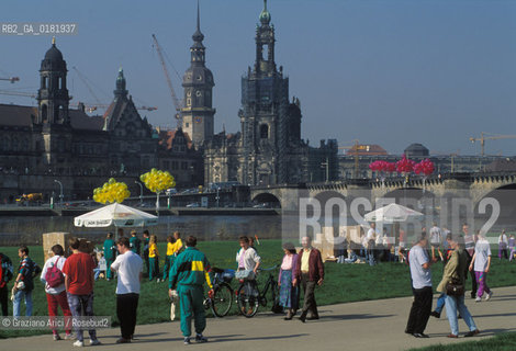 GERMANIA (SASSONIA) DRESDA : MANIFESTAZIONE SPORTIVA SULLELBA  - © 1994 Graziano Arici/Rosebud2 / GEO