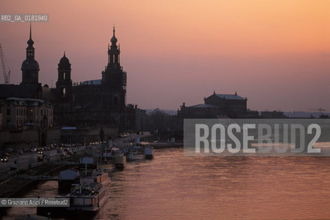 GERMANIA (SASSONIA) DRESDA : PANORAMA DELLA CITTA CON IL FIUME ELBA - © 1994 Graziano Arici/Rosebud2 / GEO /