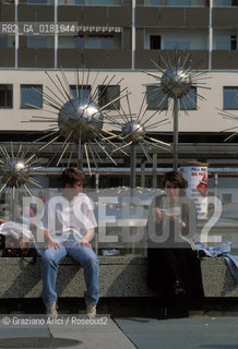 GERMANIA (SASSONIA) DRESDA :LA PRAGERSTRASSE  - © 1994 Graziano Arici/Rosebud2 / GEO /