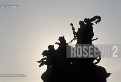 GERMANIA (SASSONIA) DRESDA : IL TEATRO DELLOPERA  - © 1994 Graziano Arici/Rosebud2 / GEO / QUADRIGA