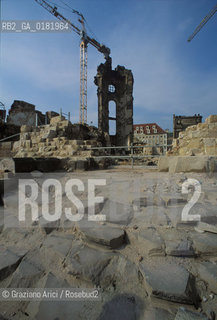 GERMANIA (SASSONIA) DRESDA : LA RICOSTRUZIONE DELLA FRAUENKIRCHE  - © 1994 Graziano Arici/Rosebud2 / GEO