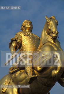 GERMANIA (SASSONIA) DRESDA :  MONUMENTO AD AUGUSTO IL FORTE - © 1994 Graziano Arici/Rosebud2 / GEO / STATUA EQUESTRE / ORO