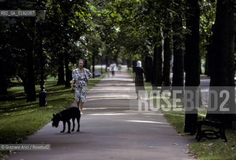 GERMANIA ( BADEN-WURTTEMBERG ) BADEN-BADEN : IL LICHTENTALER ALLEE   - © 1996 Graziano Arici/Rosebud2 / GEO /  TERME