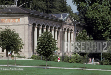 GERMANIA ( BADEN-WURTTEMBERG ) BADEN-BADEN : LA TRINKHALLE   - © 1996 Graziano Arici/Rosebud2 / GEO /  TERME