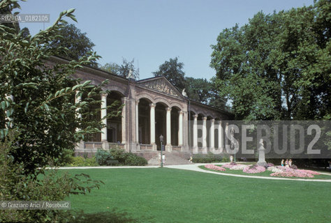 GERMANIA ( BADEN-WURTTEMBERG ) BADEN-BADEN : LA TRINKHALLE   - © 1996 Graziano Arici/Rosebud2 / GEO /  TERME