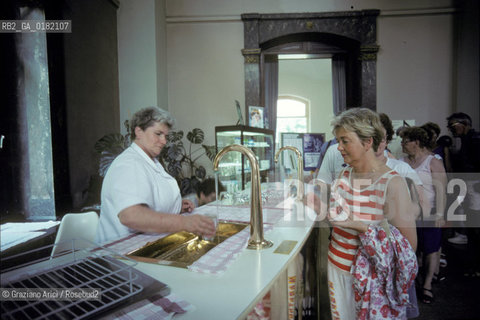 GERMANIA ( BADEN-WURTTEMBERG ) BADEN-BADEN : LA TRINKHALLE   - © 1996 Graziano Arici/Rosebud2 / GEO /  TERME