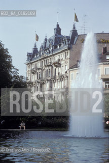 GERMANIA ( BADEN-WURTTEMBERG ) BADEN-BADEN : AUGUSTAPLATZ   - © 1996 Graziano Arici/Rosebud2 / GEO /  TERME