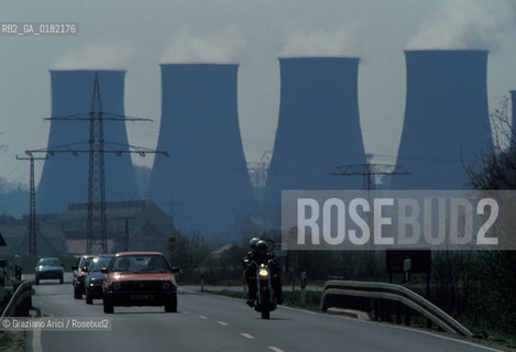 GERMANIA ( SASSONIA ) GOERLITZ : UNA CENTRALE ELETTRICA A CARBONE    © 1996 Graziano Arici/Rosebud2 / GEO / INQUINAMENTO