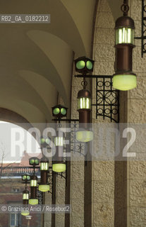 GERMANIA ( SASSONIA ) GOERLITZ : GRANDE MAGAZZINO IN STILE JUGENDSTIJL    © 1994 Graziano Arici/Rosebud2  / GEO / ARCHITETTURA