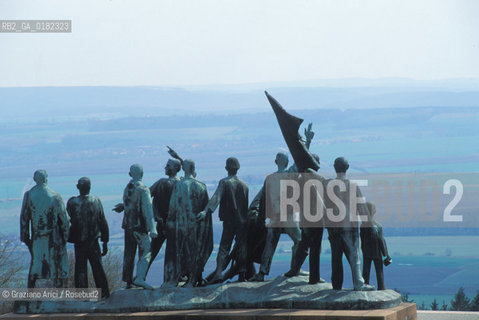 GERMANIA (TURINGIA) WEIMAR  : CAMPO DI CONCENTRAMENTO E DI STERMINIO DI BUCHENWALD - MONUMENTO COMMEMORATIVO - © 1994 Graziano Arici/Rosebud2 / GEO / EBREI