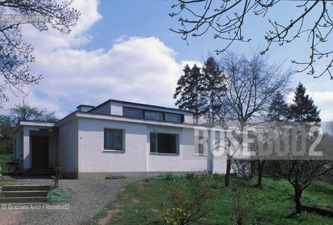 GERMANIA (TURINGIA) WEIMAR  : LA CASA  HAUS AM HORN  DI GEORG MUCHE ( 1929 )  - © 1994 Graziano Arici/Rosebud2 / GEO / BAUHAUS / ARCHITETTURA MODERNA / CONTEMPORANEA