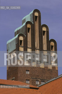 GERMANIA ( ASSIA ) DARMSTADT : IL MATHILDEHOLE CON LA HOCHZEITSTURM DI JOSEPH OLBRICH   - © 1996 Graziano Arici/Rosebud2 / GEO /  ARCHITETTURA MODERNA / SECESSIONE